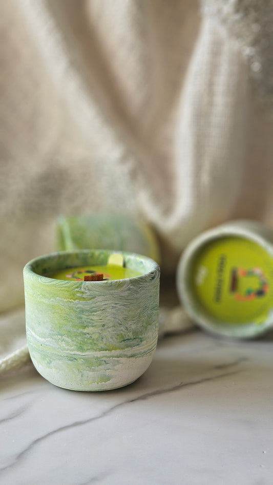Green Tea & lemongrass Scented Candle in Unique Handmade Cement Vessel - Decorative Home Accent, Aromatherapy Candle, Hand-poured Coco apricot Wax Candle, Wooden Wick, 7oz