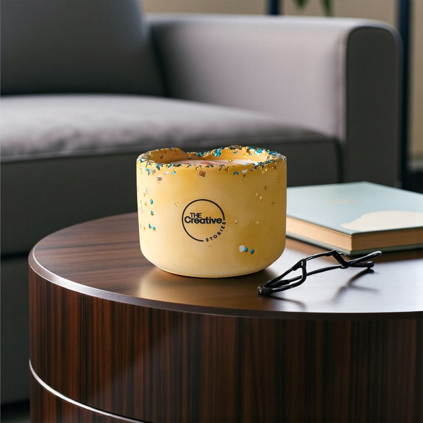 Handcrafted Tonka & Oud Candle –8oz