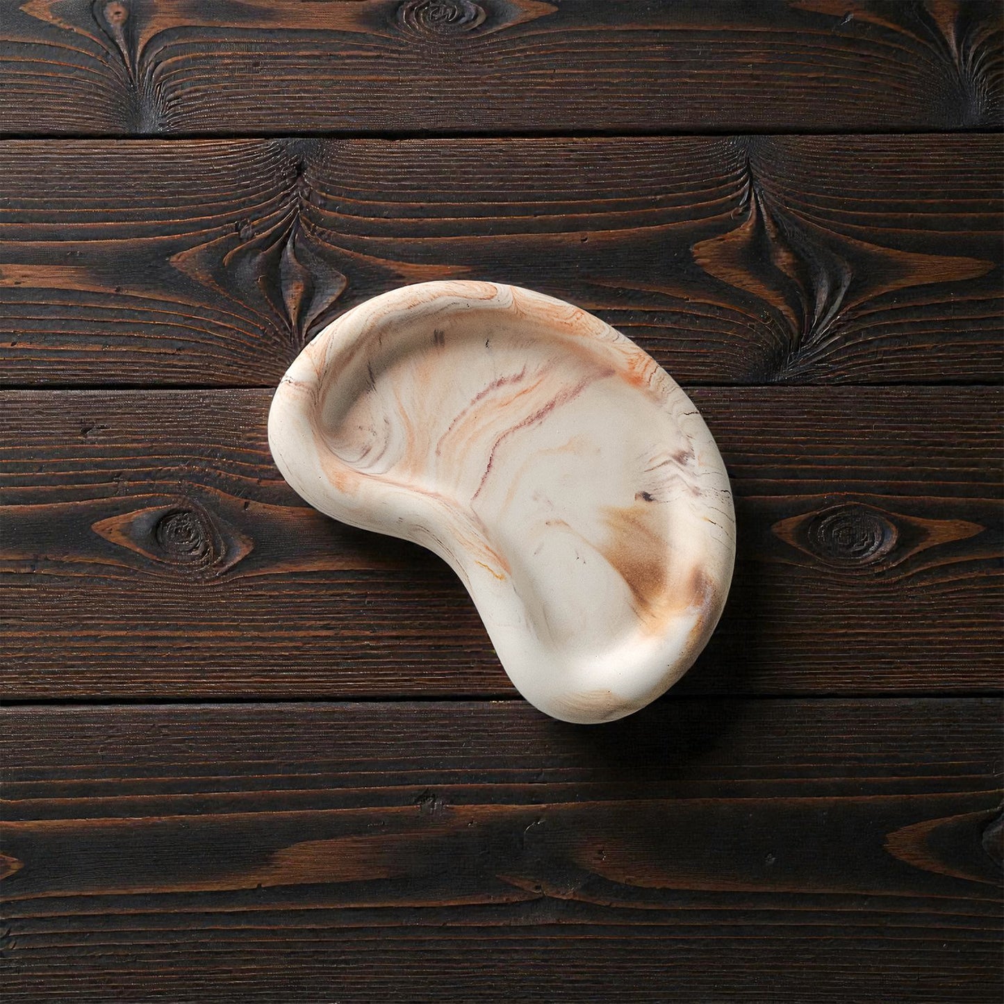 The Lagoon Tray – Marble, Bean-Shaped Cement Catchall