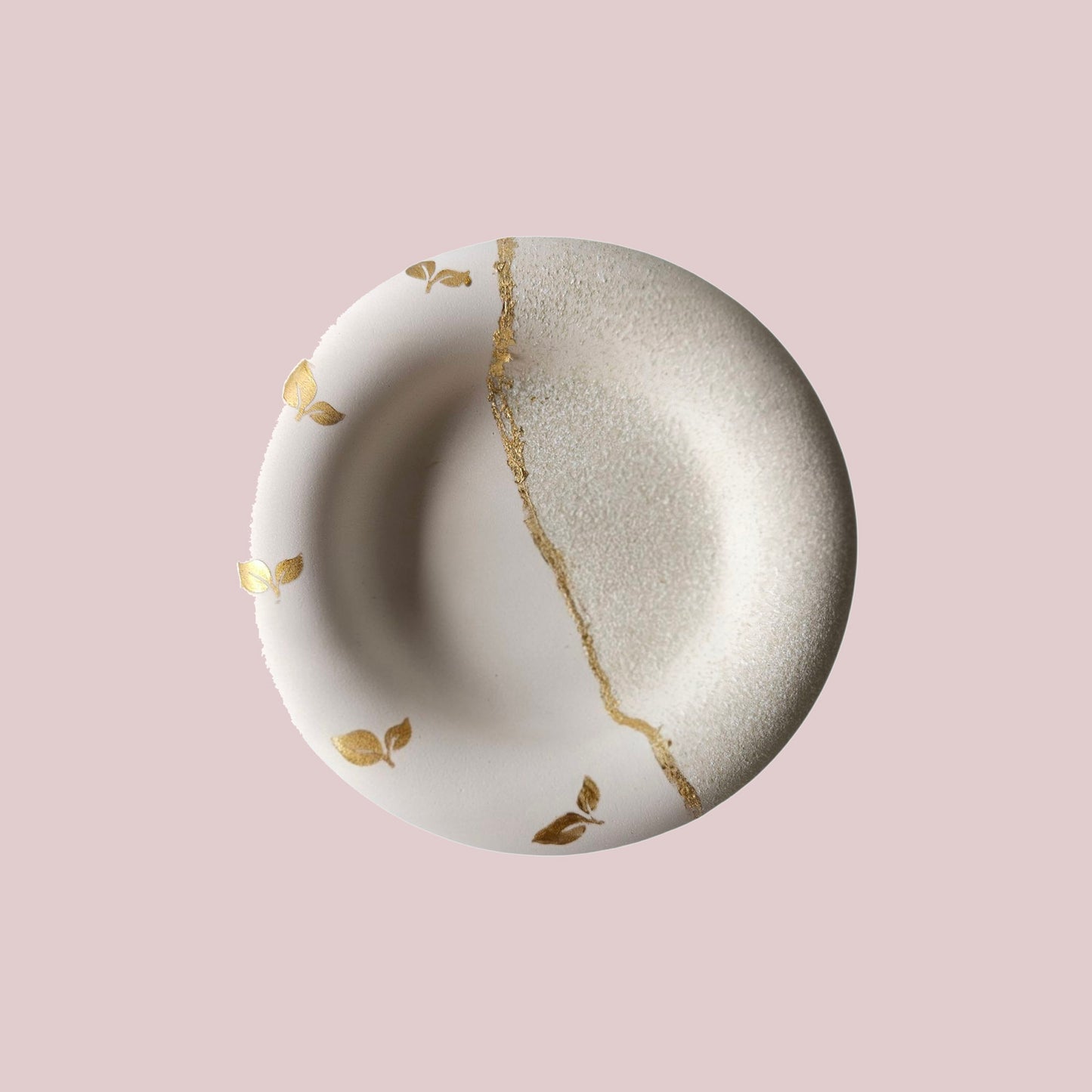 The Cove Bowl – Cream & Texture with Gold